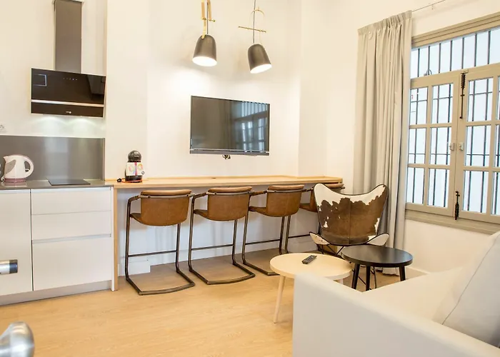 Ninesuites Daire Sevilla