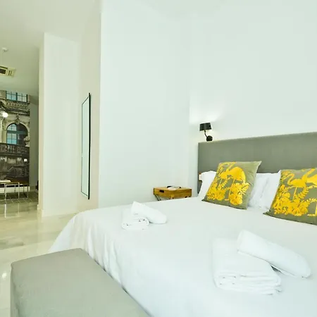 Ninesuites アパート *
